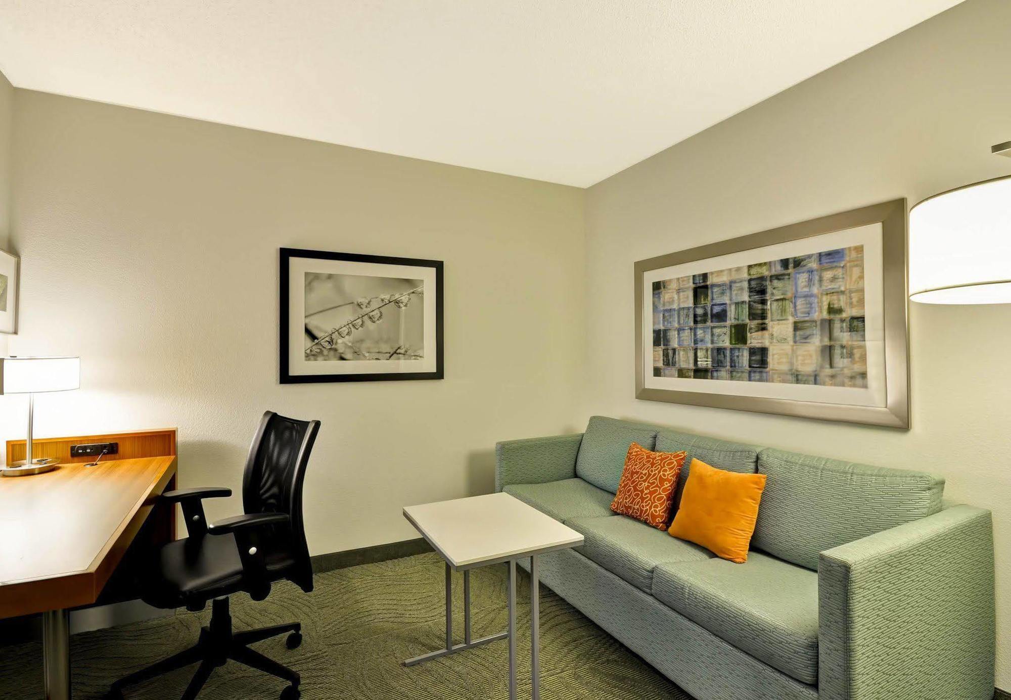 Springhill Suites Lexington Near The University Of Kentucky Kültér fotó