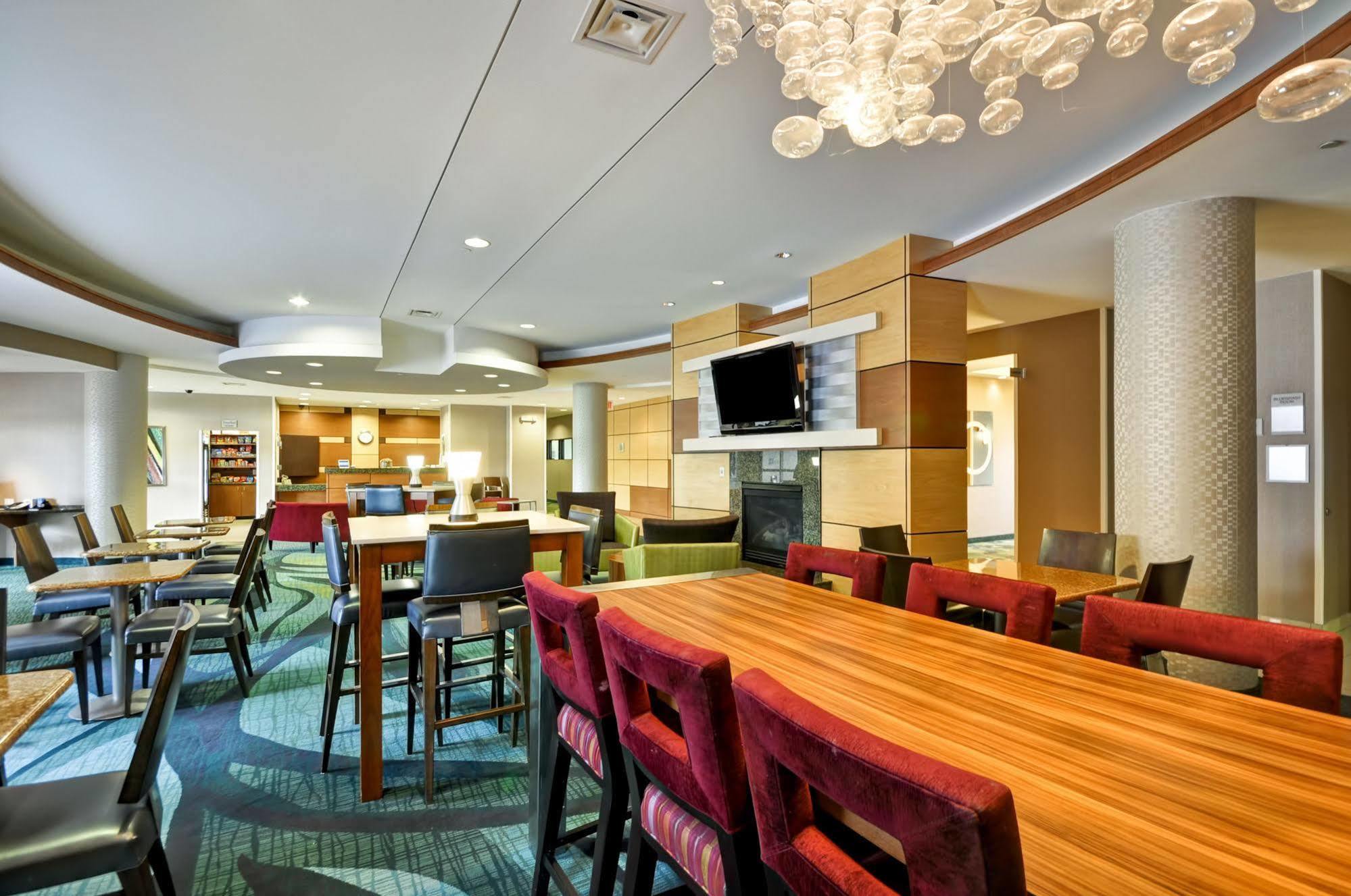 Springhill Suites Lexington Near The University Of Kentucky Kültér fotó