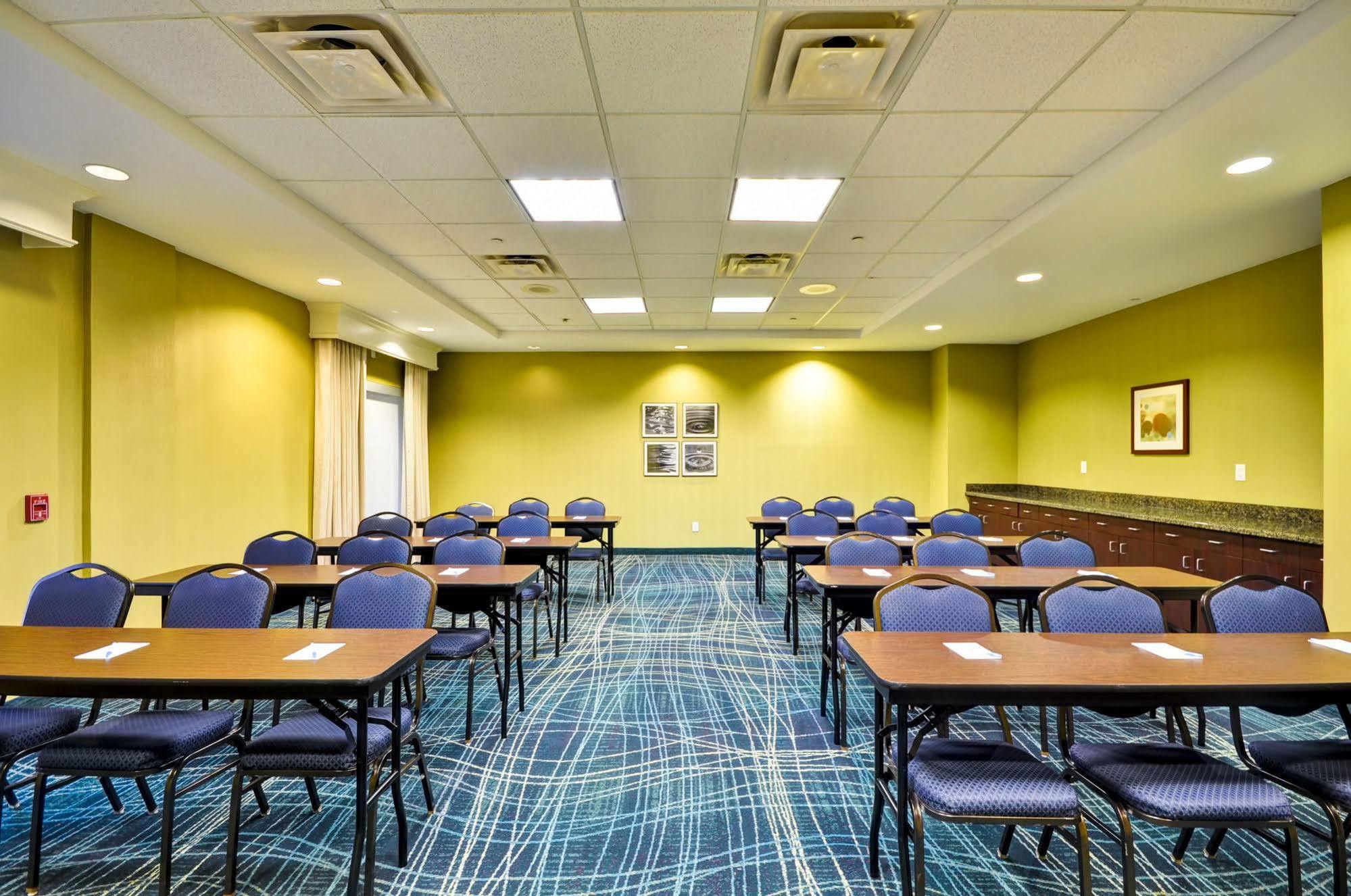 Springhill Suites Lexington Near The University Of Kentucky Kültér fotó